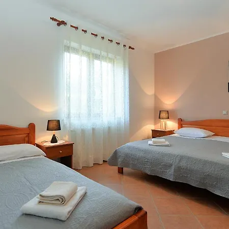 Apartments Marija 1089 Porec Exterior photo