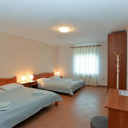 Apartments Marija 1089 Porec Exterior photo
